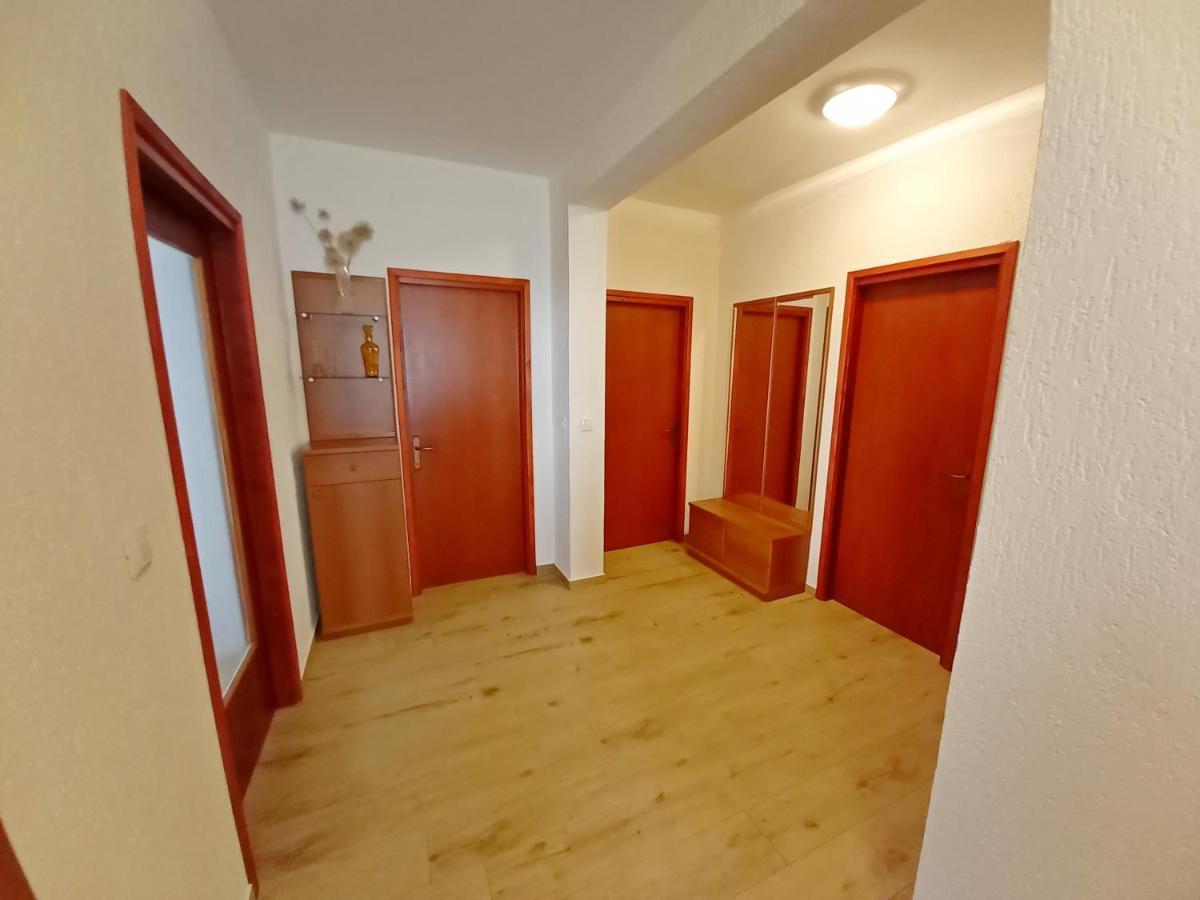 Apartments Tina & Denis Pula Exterior photo